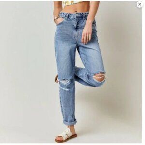 2/$30 Harper Heritage High Rise Distressed Mom Jean Sz. 27 #2311